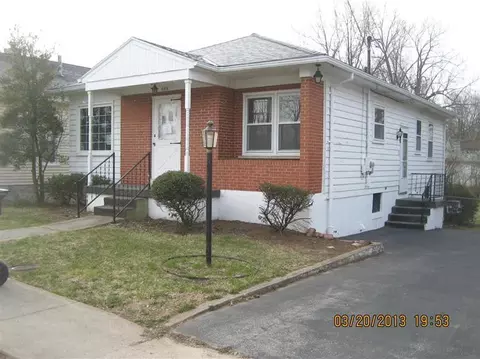 604 E Jackson St, Georgetown, KY 40324 photo 1