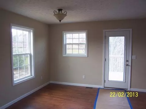 208 Pine Crest Ct, Berea, KY 40403 photo 5