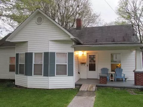 104 Walnut, Berea, KY 40403 photo 1