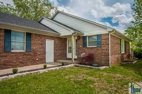 102 Cave Run Ct, Georgetown, KY 40324 photo 3