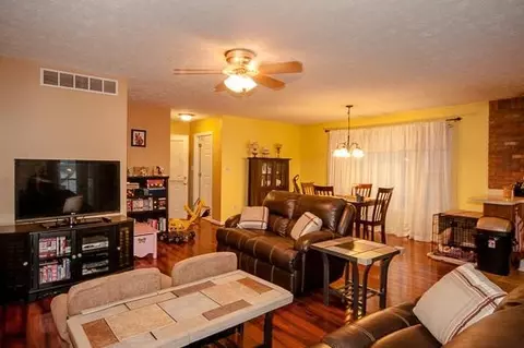 102 Cave Run Ct, Georgetown, KY 40324 photo 8