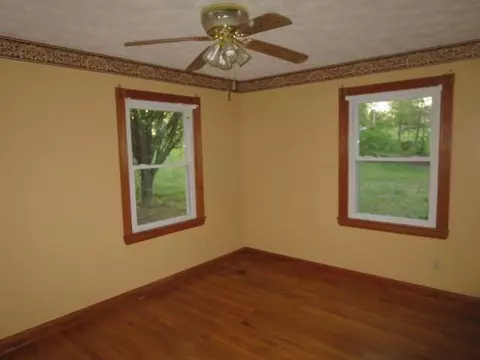 365 Hickory Ln, Berea, KY 40403 photo 7