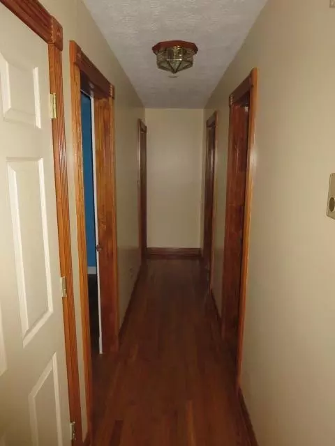 365 Hickory Ln, Berea, KY 40403 photo 9