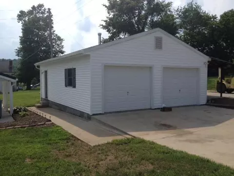 689 Barkley Rd, Georgetown, KY 40324 photo 3