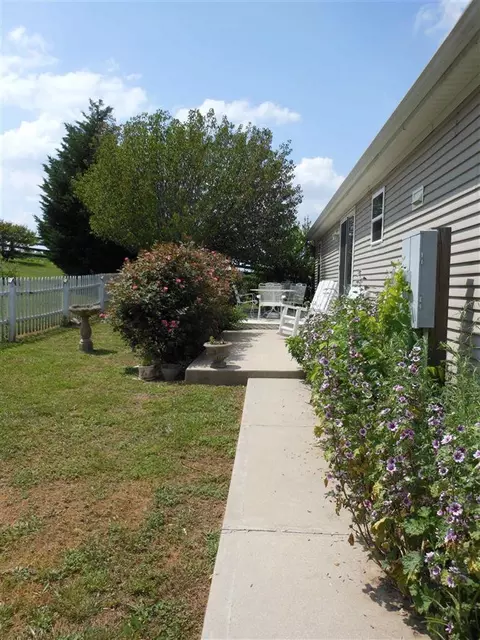 2927 Rogers Rd, Lancaster, KY 40444 photo 29