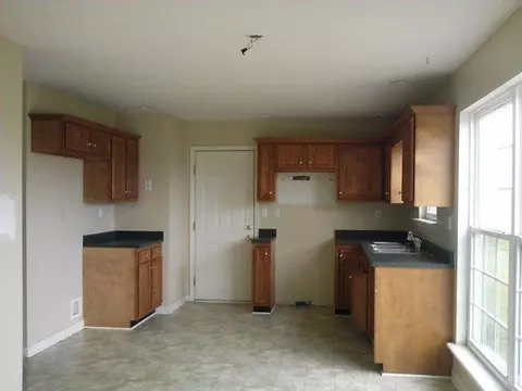 57 Springhill Ln, Bedford, KY 40006 photo 2