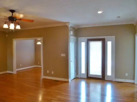 114 Blowing Tree Dr, Georgetown, KY 40324 photo 2