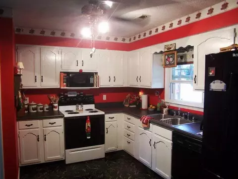 95 Baker Ct, Berea, KY 40403 photo 3