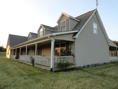 154 Rolling Meadows Dr, Lancaster, KY 40444 photo 3