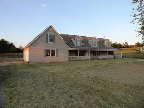 154 Rolling Meadows Dr, Lancaster, KY 40444 photo 1