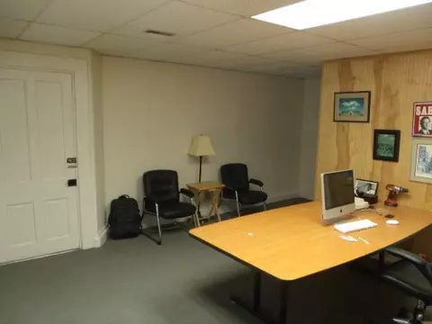 100 S Broadway, Georgetown, KY 40324 photo 3