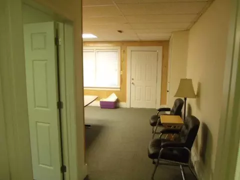 100 S Broadway, Georgetown, KY 40324 photo 9