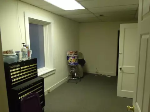 100 S Broadway, Georgetown, KY 40324 photo 6