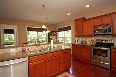 126 Spring Bluff Dr, Georgetown, KY 40324 photo 8
