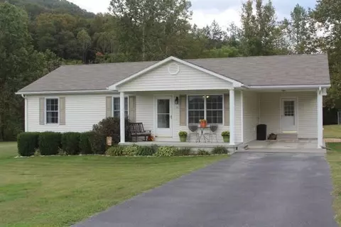 61 Clover Ln, Stanton, KY 40380 photo 9