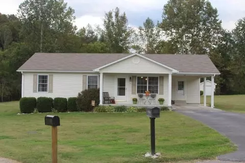 61 Clover Ln, Stanton, KY 40380 photo 5