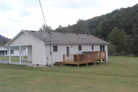 61 Clover Ln, Stanton, KY 40380 photo 13