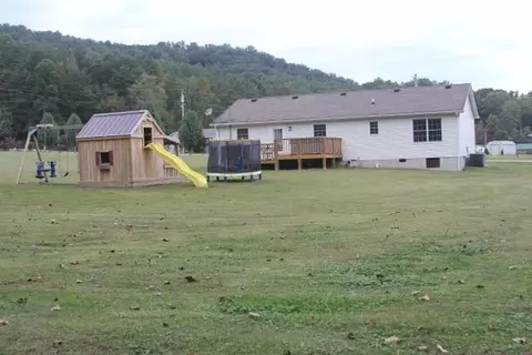 61 Clover Ln, Stanton, KY 40380 photo 18