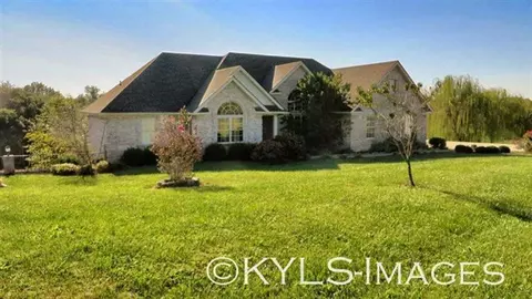 2014 Johnson Rd, Springfield, KY 40069 photo 11