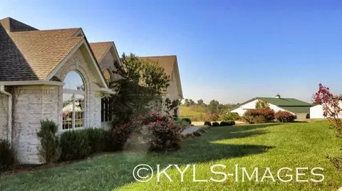 2014 Johnson Rd, Springfield, KY 40069 photo 3