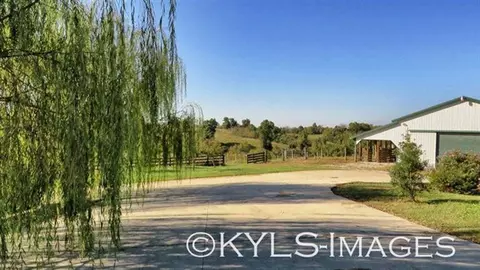 2014 Johnson Rd, Springfield, KY 40069 photo 14