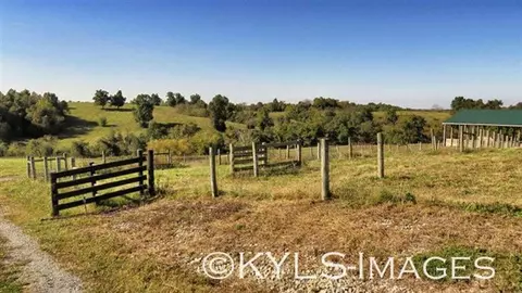 2014 Johnson Rd, Springfield, KY 40069 photo 23