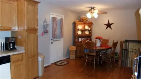 147 Dreyfus, Berea, KY 40403 photo 4