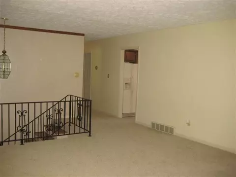 106 Pebble Beach Dr, Georgetown, KY 40324 photo 7