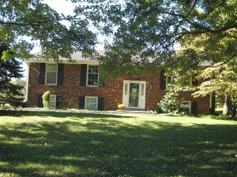 106 Pebble Beach Dr, Georgetown, KY 40324 photo 1