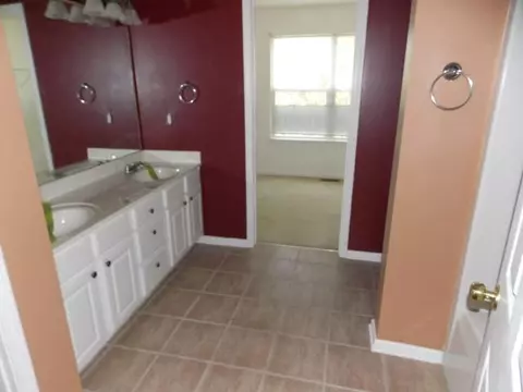 105 Carriage Ln, Georgetown, KY 40324 photo 12