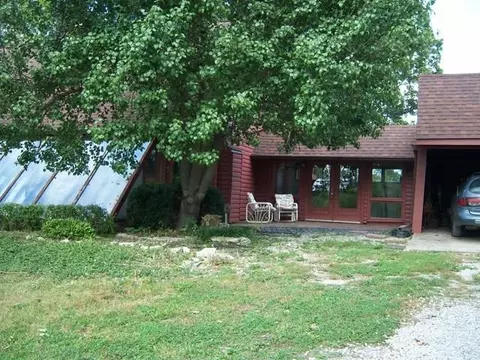 2566 Sutton Ln, Lancaster, KY 40444 photo 13