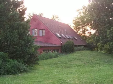 2566 Sutton Ln, Lancaster, KY 40444 photo 3