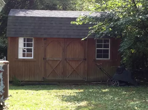 103 Vanwinkle Grv, Berea, KY 40403 photo 17