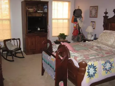 136 Old Post Rd, Paris, KY 40361 photo 12