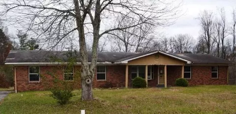 392 Sampson St, Corbin, KY 40701 photo 1