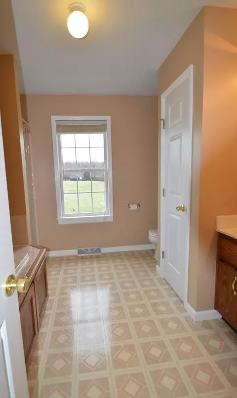 203 Falcon Ct, Berea, KY 40403 photo 27