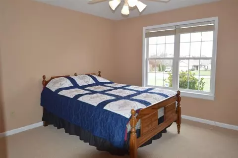 203 Falcon Ct, Berea, KY 40403 photo 19