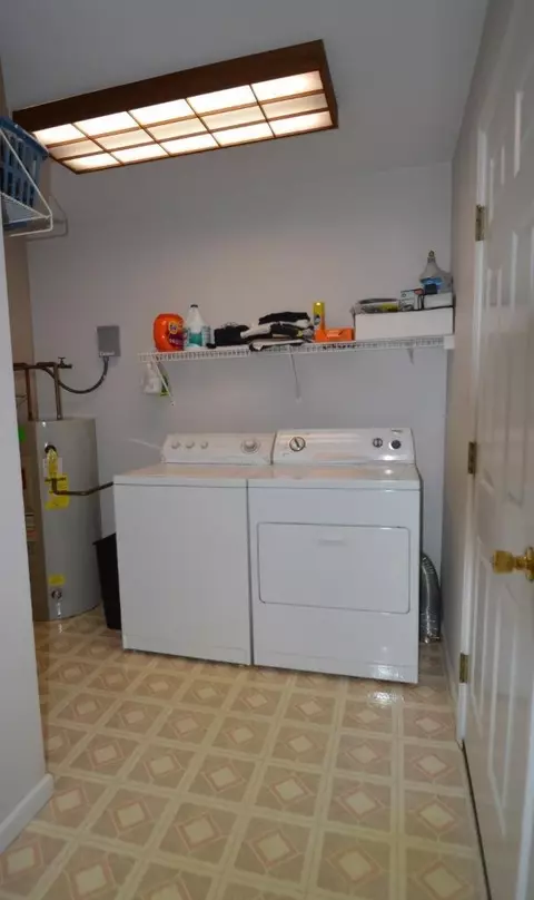 203 Falcon Ct, Berea, KY 40403 photo 14