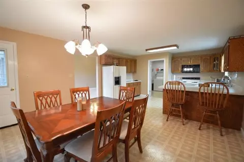 203 Falcon Ct, Berea, KY 40403 photo 12