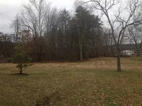 1445 Scaffold Cane Rd, Berea, KY 40403 photo 3