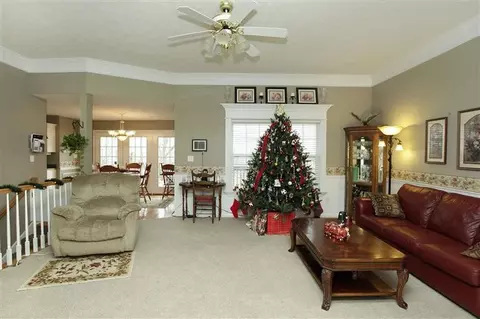 1996 Longview Dr, Georgetown, KY 40324 photo 2