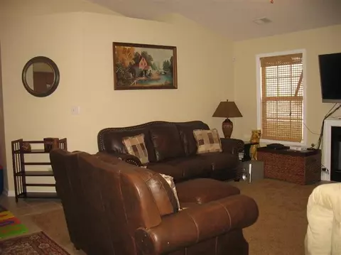 121 E Chopin Way, Georgetown, KY 40324 photo 3