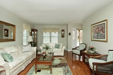 105 Devin Ct, Georgetown, KY 40324 photo 3