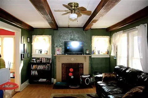 258 Parrish Ave, Paris, KY 40361 photo 3