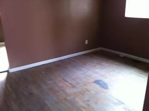 205 W 3rd St, Grayson, KY 41143 photo 4