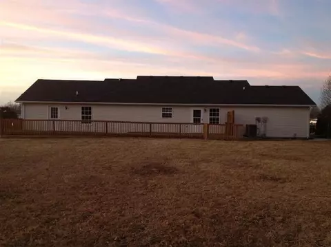 325 Springhurst Dr, Berea, KY 40403 photo 13