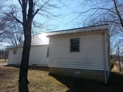 205 Alpha Loop, Albany, KY 42603 photo 3