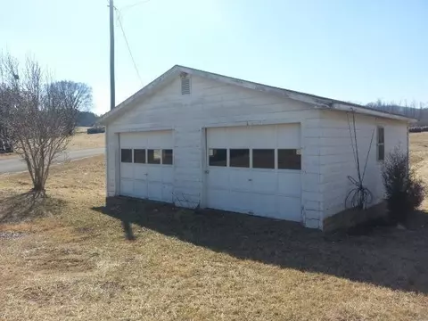 205 Alpha Loop, Albany, KY 42603 photo 4