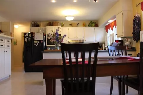 498 Bob O Link Dr, Lexington, KY 40503 photo 3
