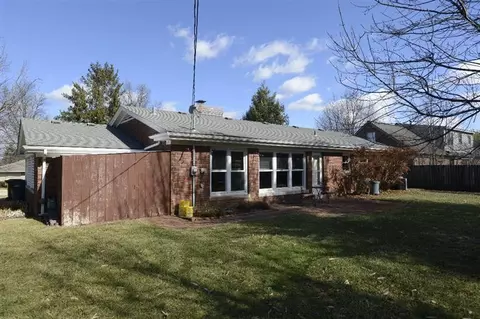 206 Sioux Trl, Georgetown, KY 40324 photo 17